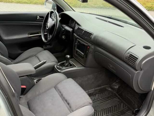 Серый Фольксваген Пассат Вариант, объемом двигателя 2 л и пробегом 365 тыс. км за 4300 $, фото 9 на Automoto.ua