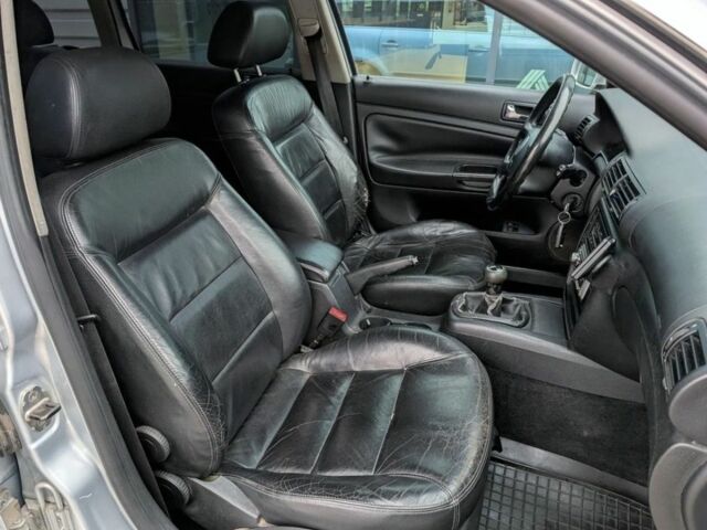 Сірий Фольксваген Пассат Варіант, об'ємом двигуна 1.9 л та пробігом 232 тис. км за 2000 $, фото 7 на Automoto.ua