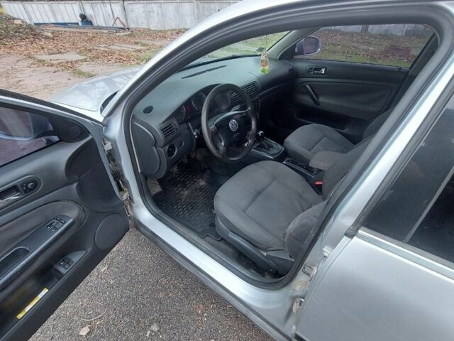 Серый Фольксваген Пассат Вариант, объемом двигателя 2 л и пробегом 443 тыс. км за 3600 $, фото 7 на Automoto.ua