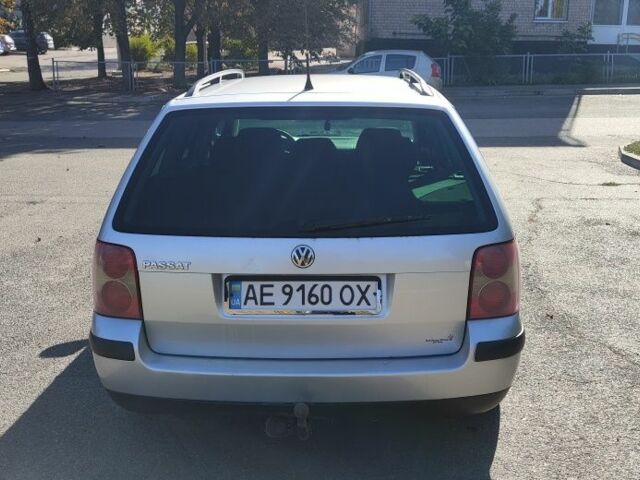 Серый Фольксваген Пассат Вариант, объемом двигателя 1.6 л и пробегом 260 тыс. км за 4000 $, фото 1 на Automoto.ua