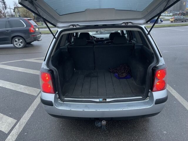 Серый Фольксваген Пассат Вариант, объемом двигателя 1.9 л и пробегом 330 тыс. км за 2500 $, фото 16 на Automoto.ua