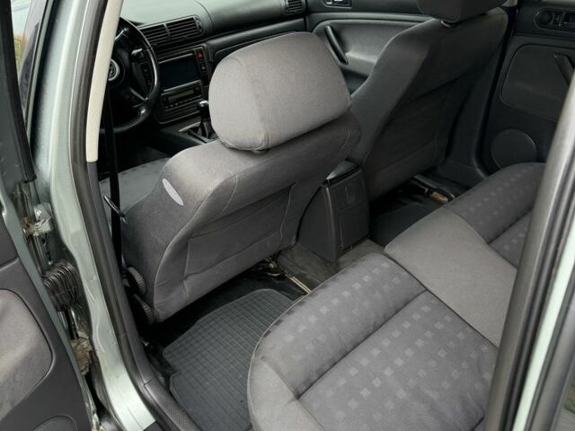 Серый Фольксваген Пассат Вариант, объемом двигателя 2 л и пробегом 365 тыс. км за 4300 $, фото 13 на Automoto.ua