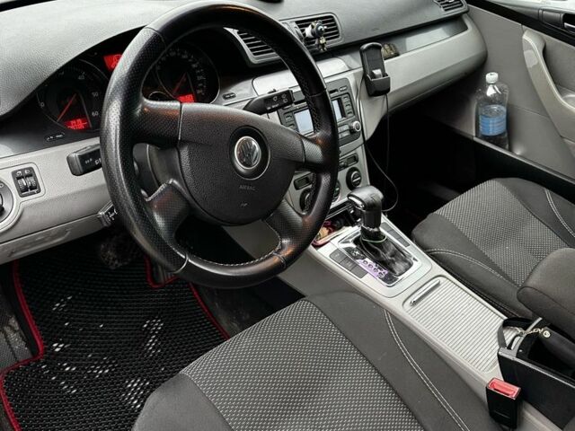 Сірий Фольксваген Пассат Варіант, об'ємом двигуна 2 л та пробігом 345 тис. км за 6000 $, фото 8 на Automoto.ua