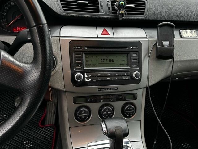 Сірий Фольксваген Пассат Варіант, об'ємом двигуна 2 л та пробігом 345 тис. км за 6000 $, фото 12 на Automoto.ua