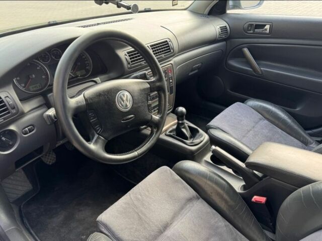 Серый Фольксваген Пассат Вариант, объемом двигателя 1.9 л и пробегом 224 тыс. км за 1400 $, фото 6 на Automoto.ua