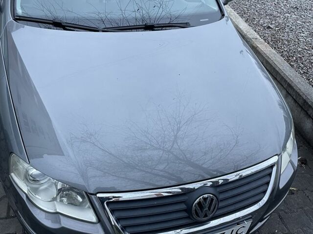 Сірий Фольксваген Пассат Варіант, об'ємом двигуна 1.6 л та пробігом 224 тис. км за 6500 $, фото 1 на Automoto.ua