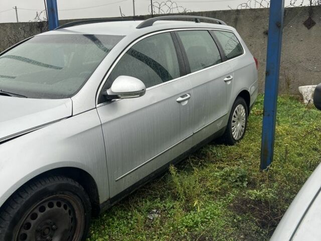 Серый Фольксваген Пассат Вариант, объемом двигателя 2 л и пробегом 2 тыс. км за 3400 $, фото 2 на Automoto.ua