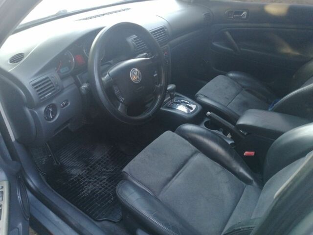 Сірий Фольксваген Пассат Варіант, об'ємом двигуна 1.9 л та пробігом 325 тис. км за 4999 $, фото 5 на Automoto.ua