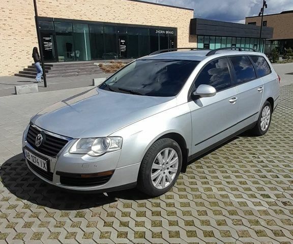 Сірий Фольксваген Пассат Варіант, об'ємом двигуна 2 л та пробігом 265 тис. км за 4500 $, фото 11 на Automoto.ua