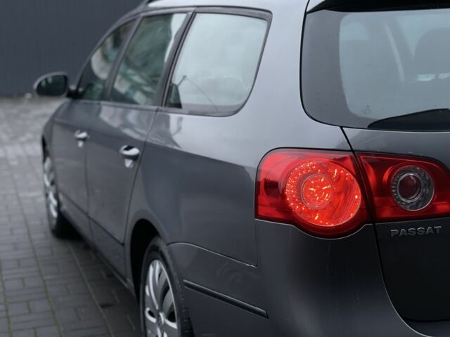 Сірий Фольксваген Пассат Варіант, об'ємом двигуна 1.9 л та пробігом 380 тис. км за 2450 $, фото 7 на Automoto.ua