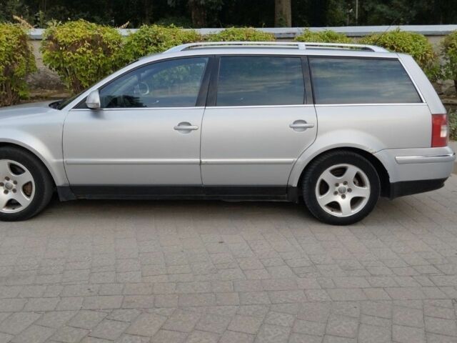 Сірий Фольксваген Пассат Варіант, об'ємом двигуна 2.5 л та пробігом 441 тис. км за 4200 $, фото 1 на Automoto.ua