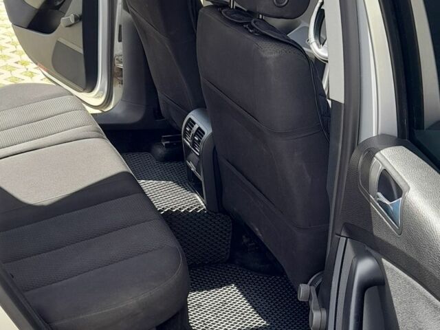 Сірий Фольксваген Пассат Варіант, об'ємом двигуна 2 л та пробігом 265 тис. км за 4500 $, фото 10 на Automoto.ua