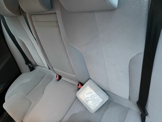 Сірий Фольксваген Пассат Варіант, об'ємом двигуна 1.6 л та пробігом 224 тис. км за 6500 $, фото 12 на Automoto.ua