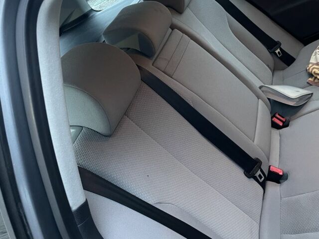 Сірий Фольксваген Пассат Варіант, об'ємом двигуна 1.6 л та пробігом 224 тис. км за 6500 $, фото 13 на Automoto.ua