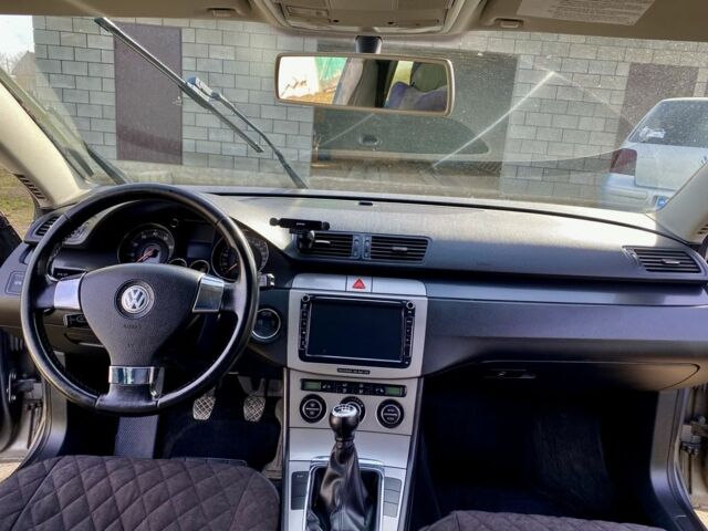 Сірий Фольксваген Пассат Варіант, об'ємом двигуна 2 л та пробігом 244 тис. км за 5500 $, фото 7 на Automoto.ua