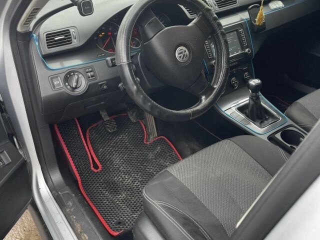 Серый Фольксваген Пассат Вариант, объемом двигателя 1.6 л и пробегом 270 тыс. км за 5300 $, фото 3 на Automoto.ua