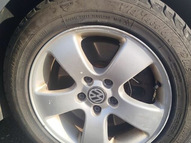 Серый Фольксваген Пассат Вариант, объемом двигателя 1.6 л и пробегом 245 тыс. км за 4800 $, фото 9 на Automoto.ua