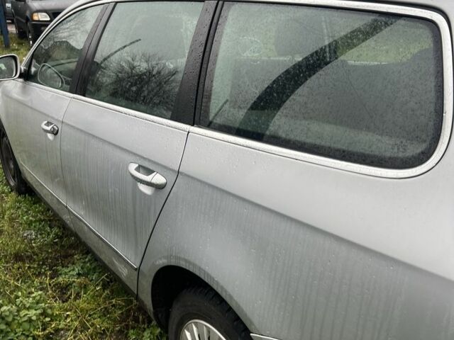 Серый Фольксваген Пассат Вариант, объемом двигателя 2 л и пробегом 2 тыс. км за 3400 $, фото 3 на Automoto.ua