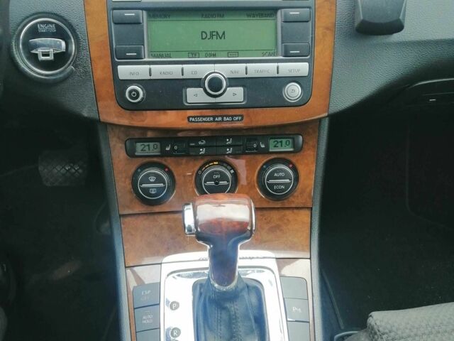 Сірий Фольксваген Пассат Варіант, об'ємом двигуна 2 л та пробігом 282 тис. км за 5500 $, фото 7 на Automoto.ua