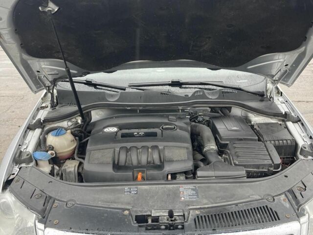 Серый Фольксваген Пассат Вариант, объемом двигателя 1.6 л и пробегом 270 тыс. км за 5300 $, фото 9 на Automoto.ua