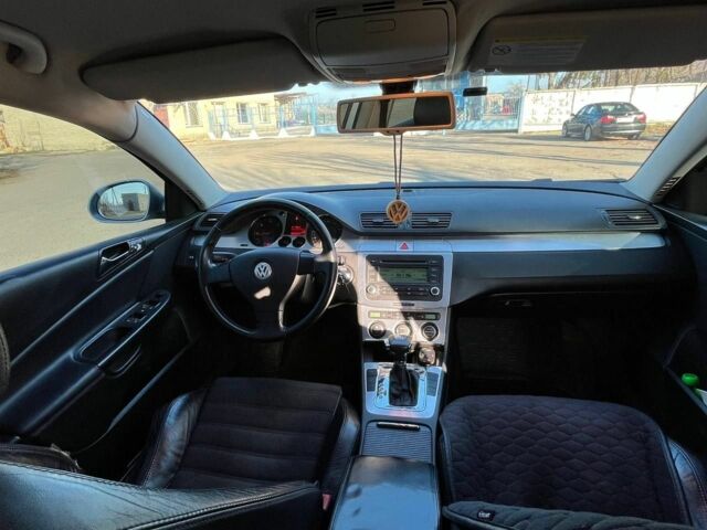 Сірий Фольксваген Пассат Варіант, об'ємом двигуна 2 л та пробігом 250 тис. км за 5200 $, фото 2 на Automoto.ua