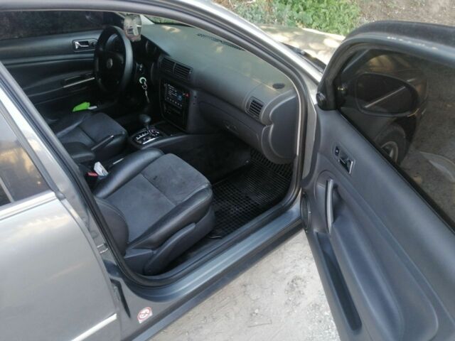 Сірий Фольксваген Пассат Варіант, об'ємом двигуна 1.9 л та пробігом 325 тис. км за 4999 $, фото 10 на Automoto.ua