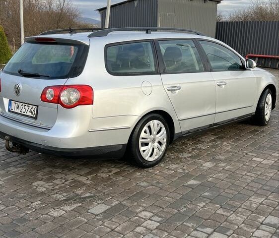 Серый Фольксваген Пассат Вариант, объемом двигателя 2 л и пробегом 300 тыс. км за 2500 $, фото 3 на Automoto.ua