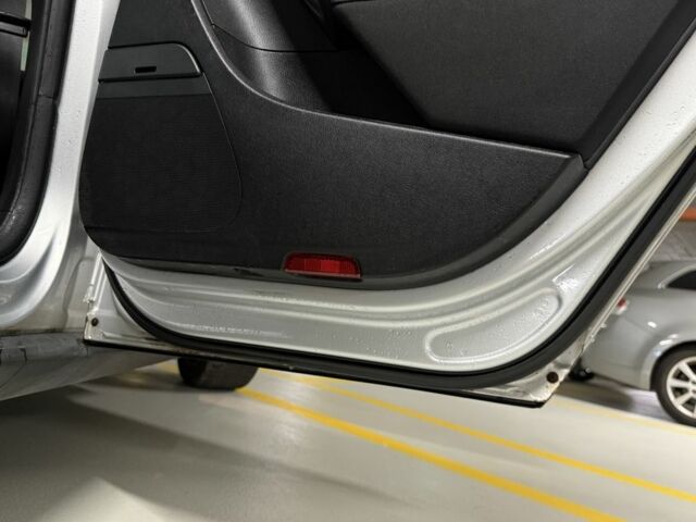 Серый Фольксваген Пассат Вариант, объемом двигателя 1.9 л и пробегом 274 тыс. км за 2950 $, фото 8 на Automoto.ua