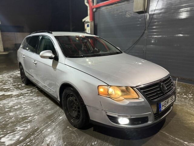 Серый Фольксваген Пассат Вариант, объемом двигателя 2 л и пробегом 158 тыс. км за 2900 $, фото 1 на Automoto.ua