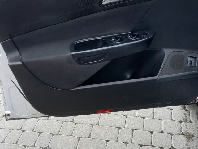 Серый Фольксваген Пассат Вариант, объемом двигателя 2 л и пробегом 263 тыс. км за 4950 $, фото 14 на Automoto.ua