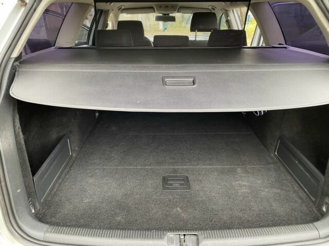 Серый Фольксваген Пассат Вариант, объемом двигателя 2 л и пробегом 320 тыс. км за 2290 $, фото 11 на Automoto.ua