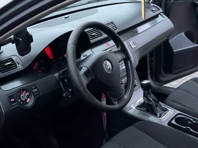 Серый Фольксваген Пассат Вариант, объемом двигателя 1.9 л и пробегом 327 тыс. км за 2250 $, фото 20 на Automoto.ua