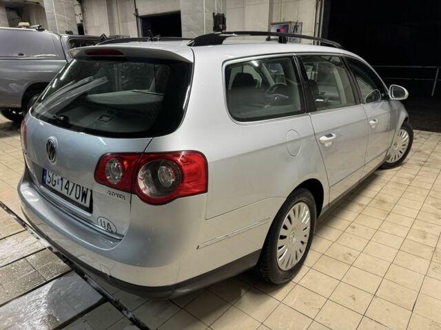 Серый Фольксваген Пассат Вариант, объемом двигателя 2 л и пробегом 267 тыс. км за 3229 $, фото 3 на Automoto.ua