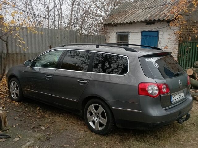 Серый Фольксваген Пассат Вариант, объемом двигателя 1.9 л и пробегом 307 тыс. км за 2750 $, фото 2 на Automoto.ua