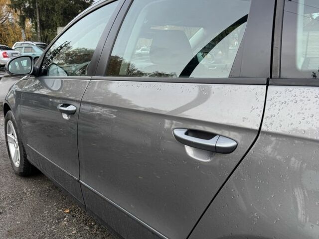 Сірий Фольксваген Пассат Варіант, об'ємом двигуна 1.6 л та пробігом 231 тис. км за 6699 $, фото 3 на Automoto.ua