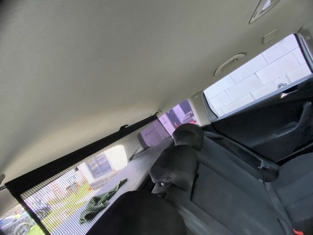 Серый Фольксваген Пассат Вариант, объемом двигателя 2 л и пробегом 320 тыс. км за 2290 $, фото 10 на Automoto.ua