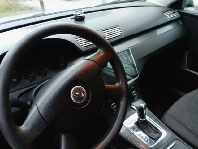 Серый Фольксваген Пассат Вариант, объемом двигателя 2 л и пробегом 308 тыс. км за 7000 $, фото 2 на Automoto.ua