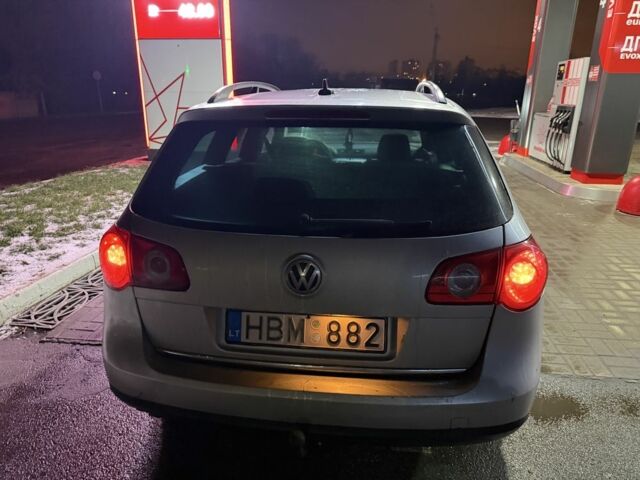 Серый Фольксваген Пассат Вариант, объемом двигателя 2 л и пробегом 258 тыс. км за 3000 $, фото 3 на Automoto.ua