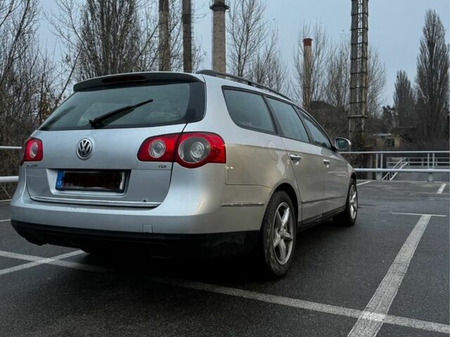 Серый Фольксваген Пассат Вариант, объемом двигателя 2 л и пробегом 344 тыс. км за 2499 $, фото 4 на Automoto.ua