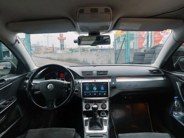 Серый Фольксваген Пассат Вариант, объемом двигателя 2 л и пробегом 287 тыс. км за 5999 $, фото 7 на Automoto.ua