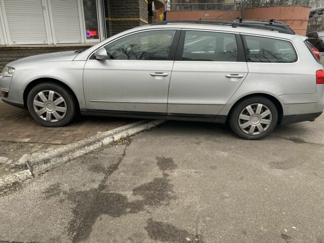 Сірий Фольксваген Пассат Варіант, об'ємом двигуна 2 л та пробігом 350 тис. км за 2650 $, фото 2 на Automoto.ua