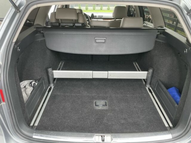 Сірий Фольксваген Пассат Варіант, об'ємом двигуна 2 л та пробігом 200 тис. км за 7300 $, фото 14 на Automoto.ua