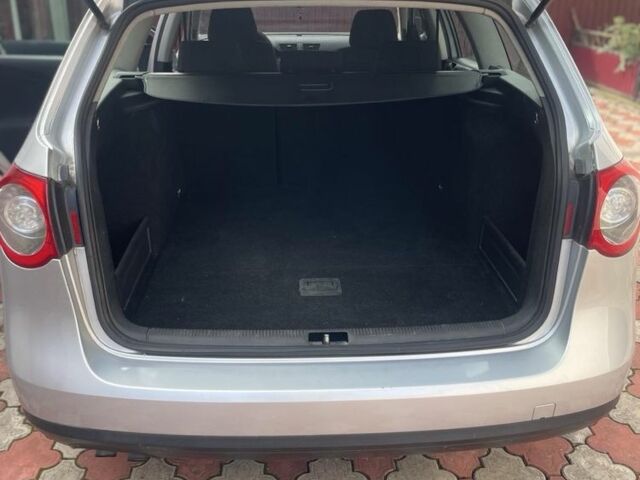 Серый Фольксваген Пассат Вариант, объемом двигателя 1.9 л и пробегом 336 тыс. км за 5500 $, фото 5 на Automoto.ua