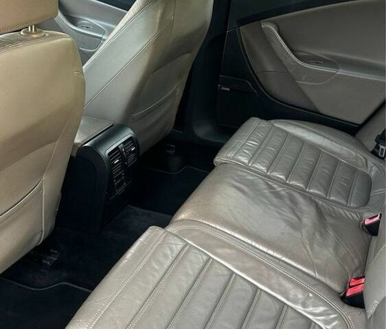 Сірий Фольксваген Пассат Варіант, об'ємом двигуна 2 л та пробігом 318 тис. км за 2550 $, фото 18 на Automoto.ua