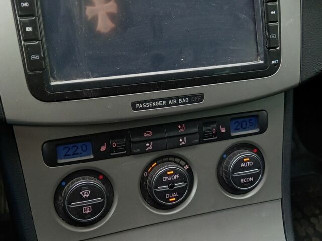 Серый Фольксваген Пассат Вариант, объемом двигателя 2 л и пробегом 263 тыс. км за 4950 $, фото 7 на Automoto.ua