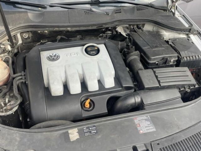 Фольксваген Пассат Вариант 2006 в Белогорье на Automoto.ua Серый Фольксваген Пассат Вариант, объемом двигателя 1.9 л и пробегом 336 тыс. км за 5500 $, фото 7 на Automoto.ua