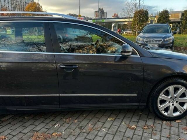 Сірий Фольксваген Пассат Варіант, об'ємом двигуна 2 л та пробігом 318 тис. км за 2550 $, фото 4 на Automoto.ua