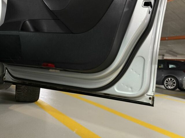 Серый Фольксваген Пассат Вариант, объемом двигателя 1.9 л и пробегом 274 тыс. км за 2950 $, фото 9 на Automoto.ua