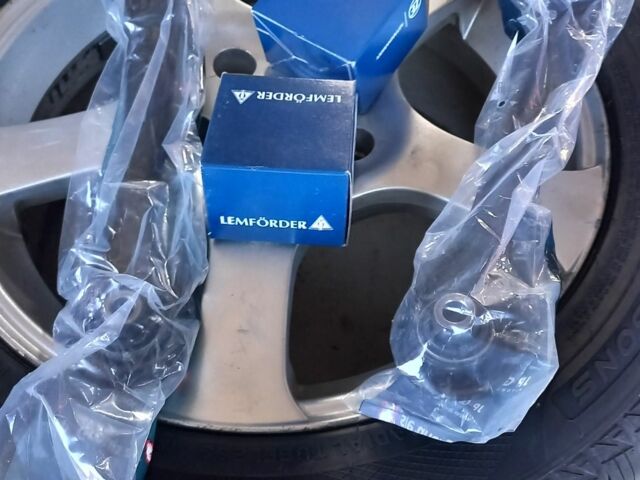 Серый Фольксваген Пассат Вариант, объемом двигателя 1.6 л и пробегом 265 тыс. км за 5299 $, фото 3 на Automoto.ua