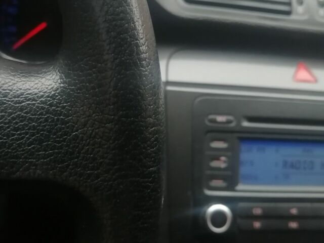 Фольксваген Пассат Вариант 2006 в Запорожье на Automoto.ua Серый Фольксваген Пассат Вариант, объемом двигателя 2 л и пробегом 280 тыс. км за 4500 $, фото 16 на Automoto.ua